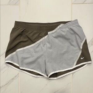 Nike Dri-Fit Tempo Running Shorts (Size Small)
